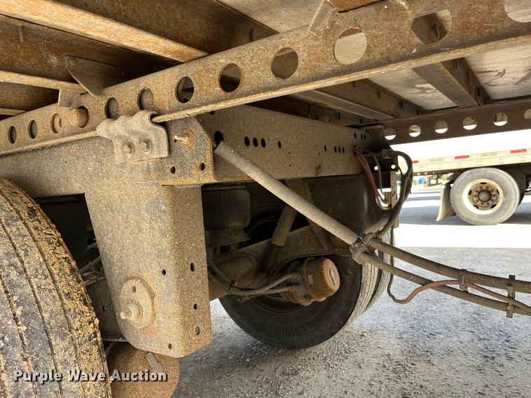 image for item LD9370 2014 Wabash refrigerated van trailer