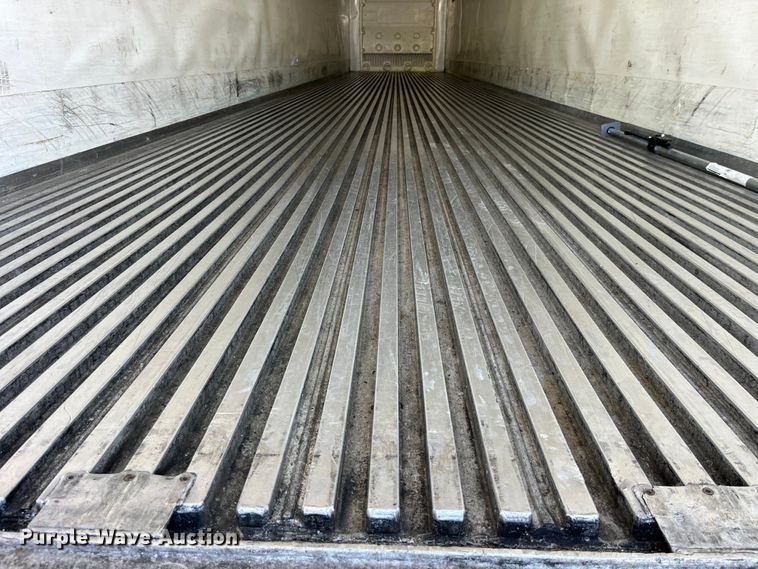 image for item LD9370 2014 Wabash refrigerated van trailer