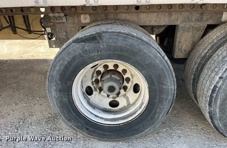 image for item LD9370 2014 Wabash refrigerated van trailer