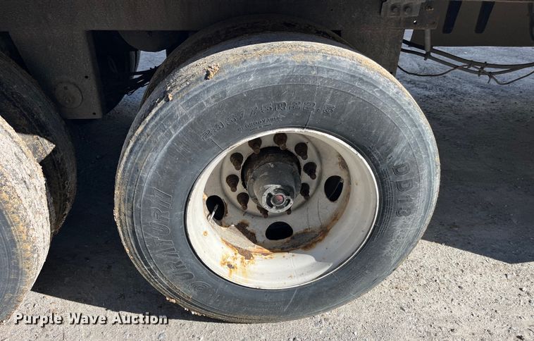 image for item LD9370 2014 Wabash refrigerated van trailer