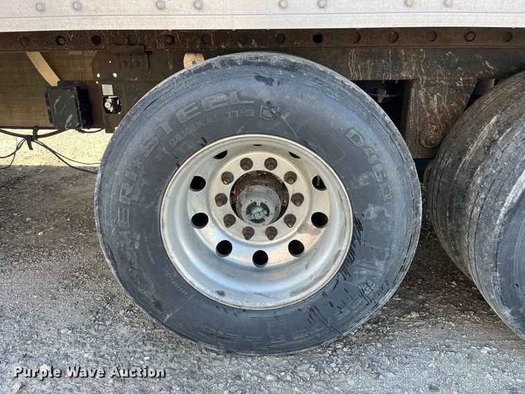 image for item LD9371 2012 Great Dane SUP-1114-31053 refrigerated van trailer