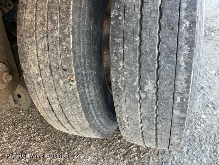 image for item LD9371 2012 Great Dane SUP-1114-31053 refrigerated van trailer