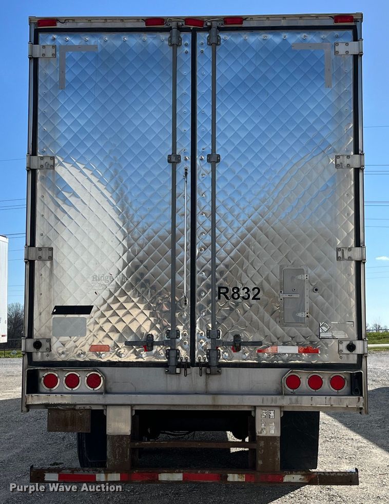 image for item LD9372 2008 Great Dane SUP-1114-11053 refrigerated van trailer