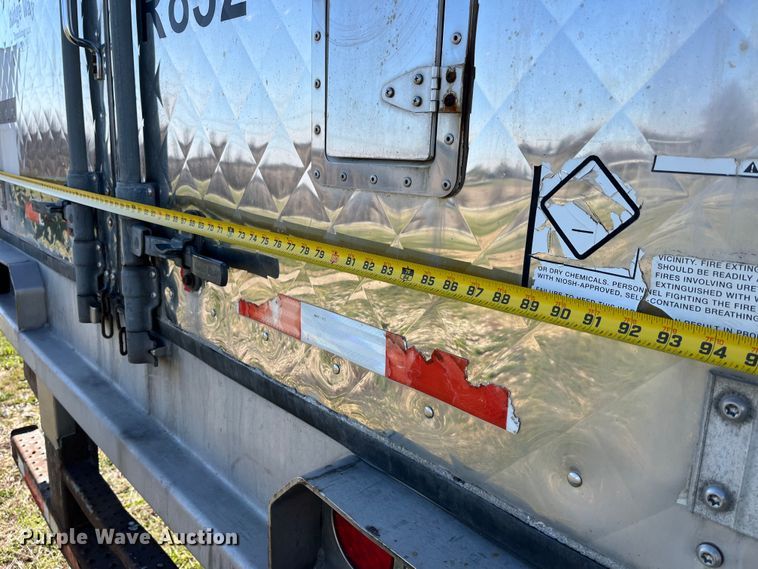 image for item LD9372 2008 Great Dane SUP-1114-11053 refrigerated van trailer