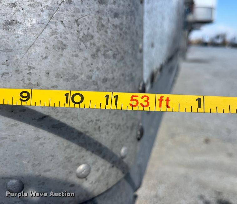 image for item LD9374 2008 Vanguard VIP4000 dry van trailer