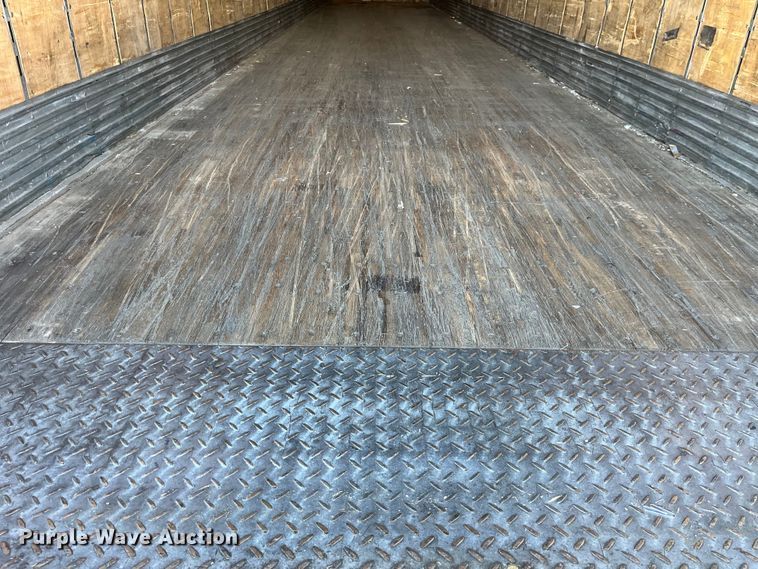 image for item LD9374 2008 Vanguard VIP4000 dry van trailer