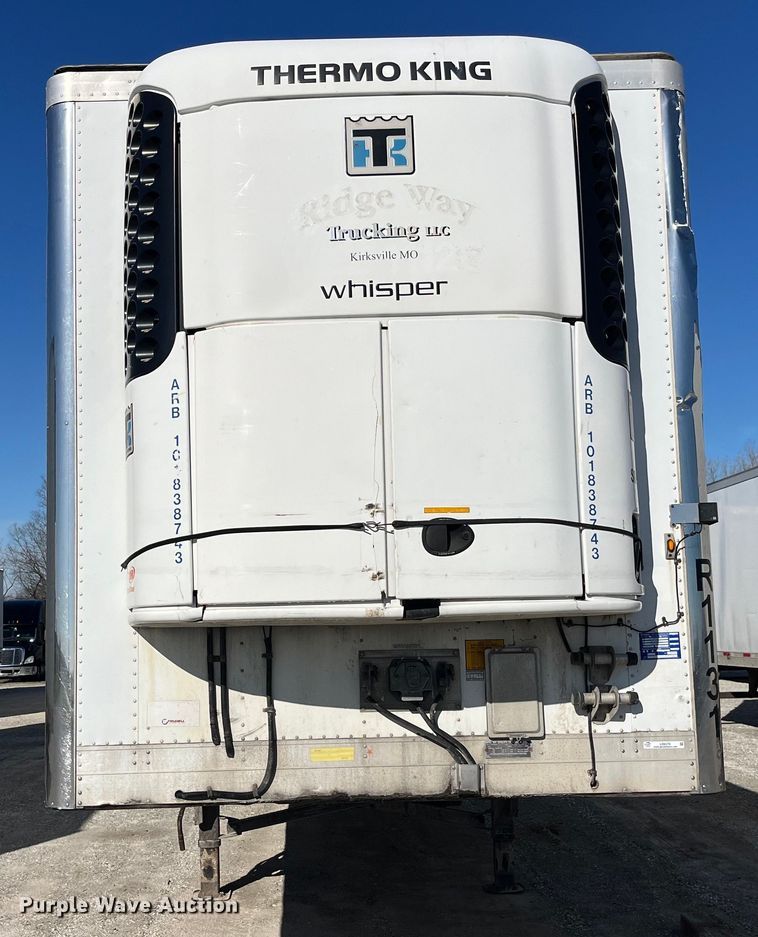 image for item LD9375 2011 Utility refrigerated van trailer