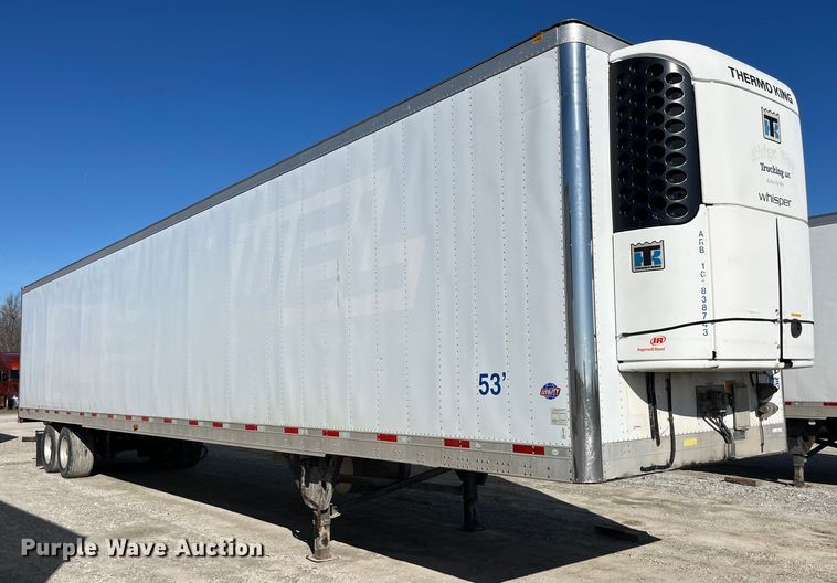 image for item LD9375 2011 Utility refrigerated van trailer