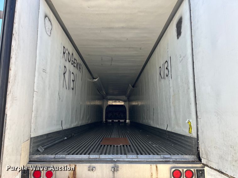 image for item LD9375 2011 Utility refrigerated van trailer