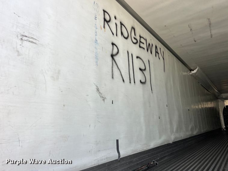 image for item LD9375 2011 Utility refrigerated van trailer