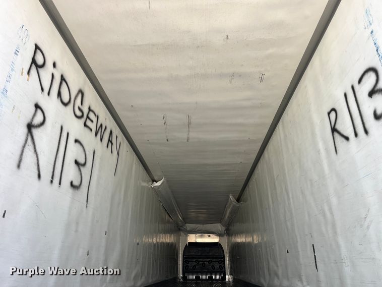 image for item LD9375 2011 Utility refrigerated van trailer