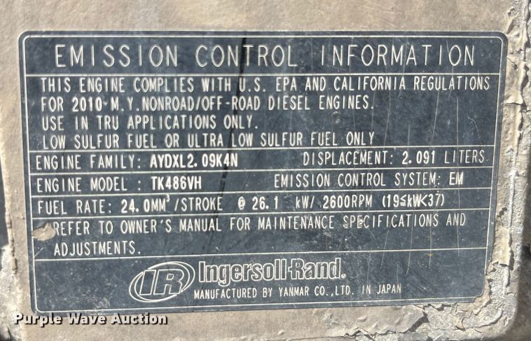 image for item LD9375 2011 Utility refrigerated van trailer