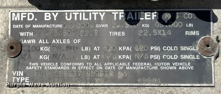 image for item LD9375 2011 Utility refrigerated van trailer