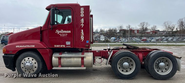 image for item LD9387 2007 Freightliner  CST120 semi truck