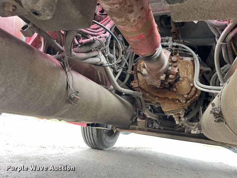 image for item LD9387 2007 Freightliner  CST120 semi truck