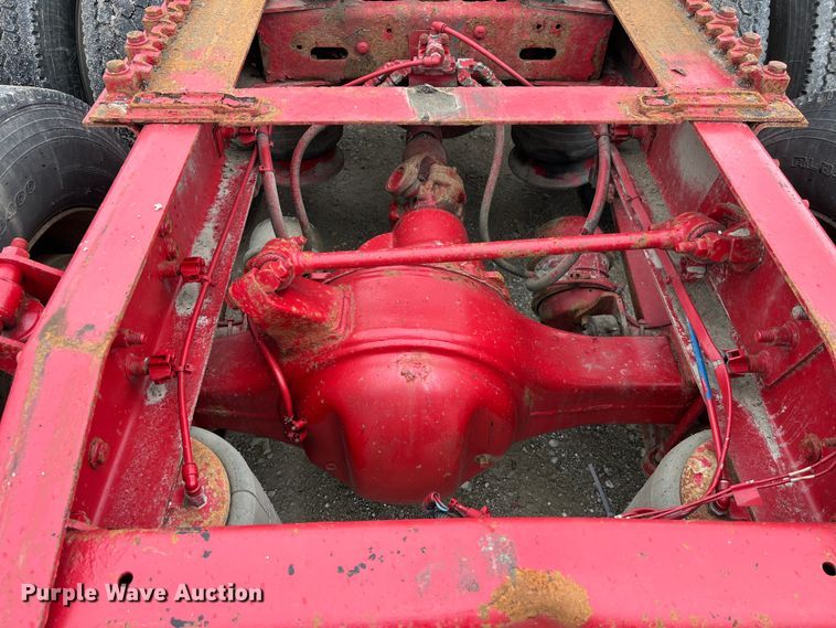 image for item LD9387 2007 Freightliner  CST120 semi truck