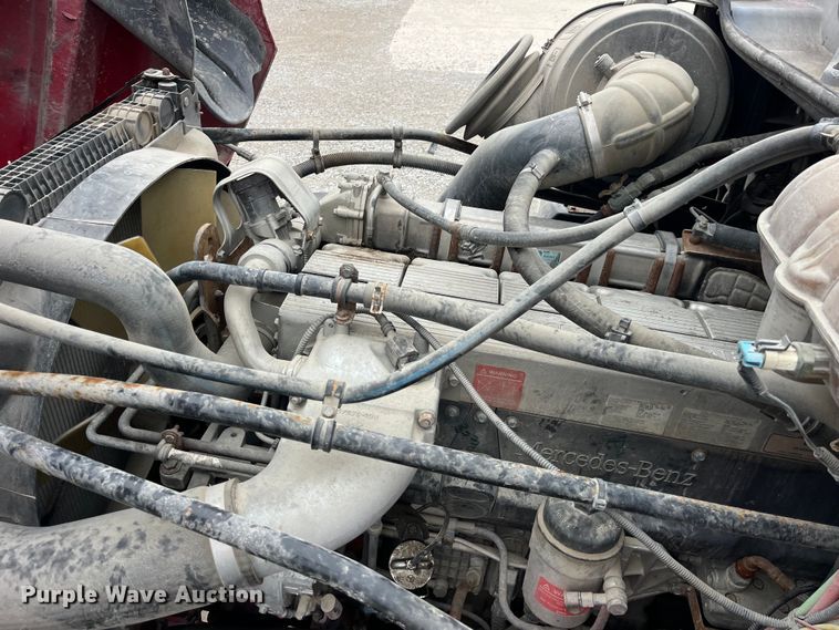 image for item LD9387 2007 Freightliner  CST120 semi truck