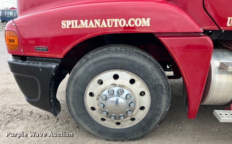 image for item LD9387 2007 Freightliner  CST120 semi truck