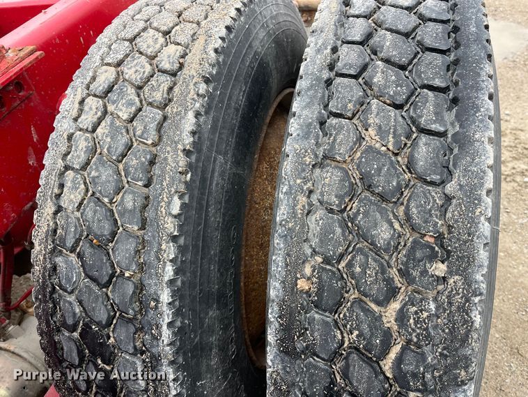 image for item LD9387 2007 Freightliner  CST120 semi truck