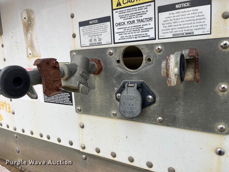 image for item LD9390 2009 Timpte grain trailer