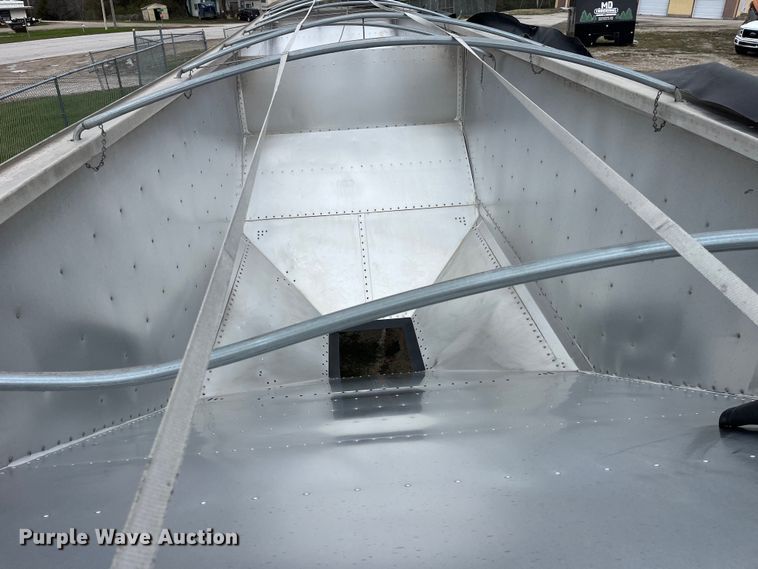 image for item LD9390 2009 Timpte grain trailer