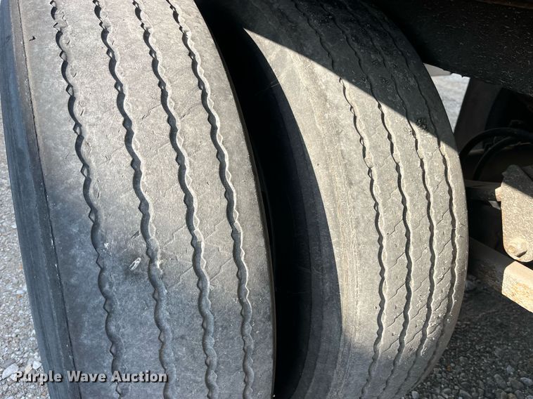 image for item LD9895 2009 Wabash DVCVHPC dry van trailer