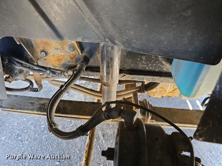 image for item ME9301 2017 International  Prostar semi truck