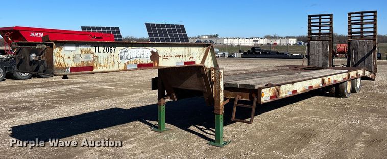 image for item MO9220 1994 Rogers BT25 equipment trailer