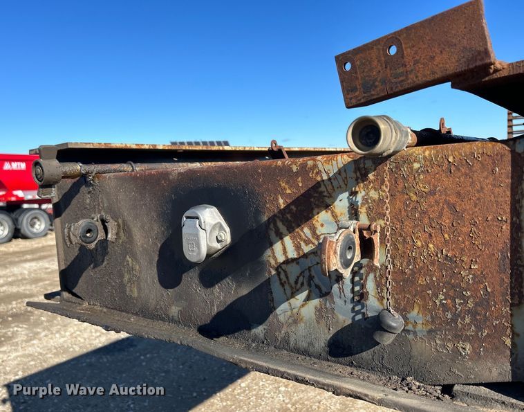 image for item MO9220 1994 Rogers BT25 equipment trailer