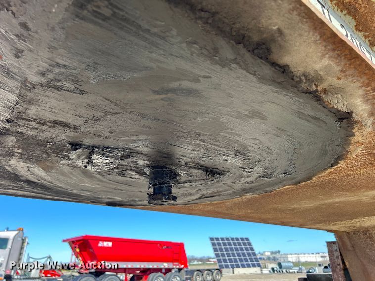 image for item MO9220 1994 Rogers BT25 equipment trailer