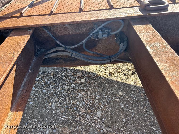 image for item MO9220 1994 Rogers BT25 equipment trailer