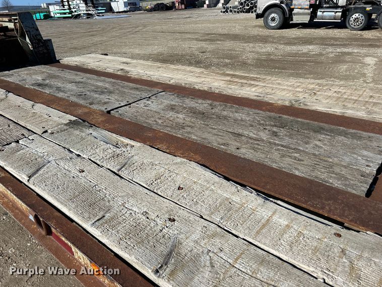 image for item MO9220 1994 Rogers BT25 equipment trailer