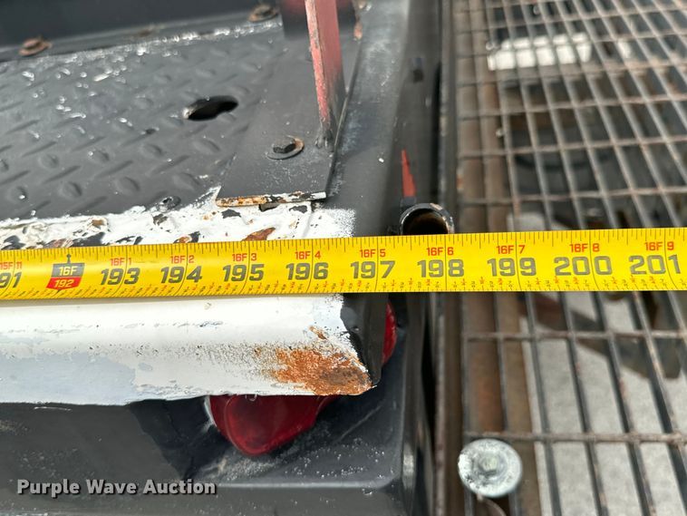 image for item ND9148 2005 International 4300 flatbed truck