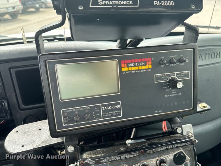 image for item ND9148 2005 International 4300 flatbed truck