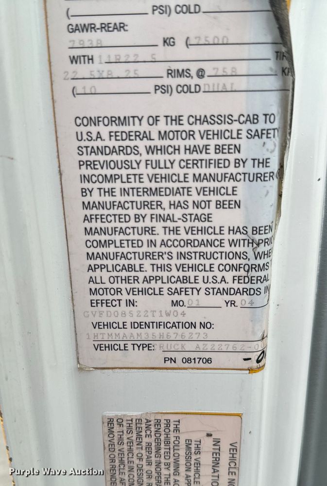 image for item ND9148 2005 International 4300 flatbed truck