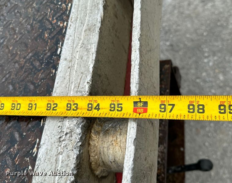 image for item ND9165 2005 Peterbilt 335 rollback truck