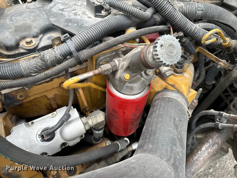 image for item ND9165 2005 Peterbilt 335 rollback truck