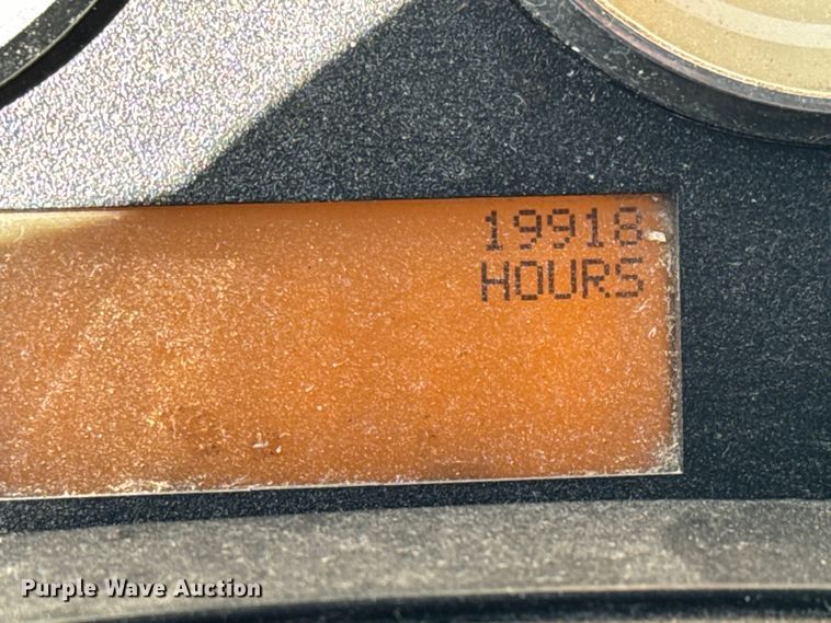 image for item NH9018 2016 International  ProStar Plus 122 semi truck