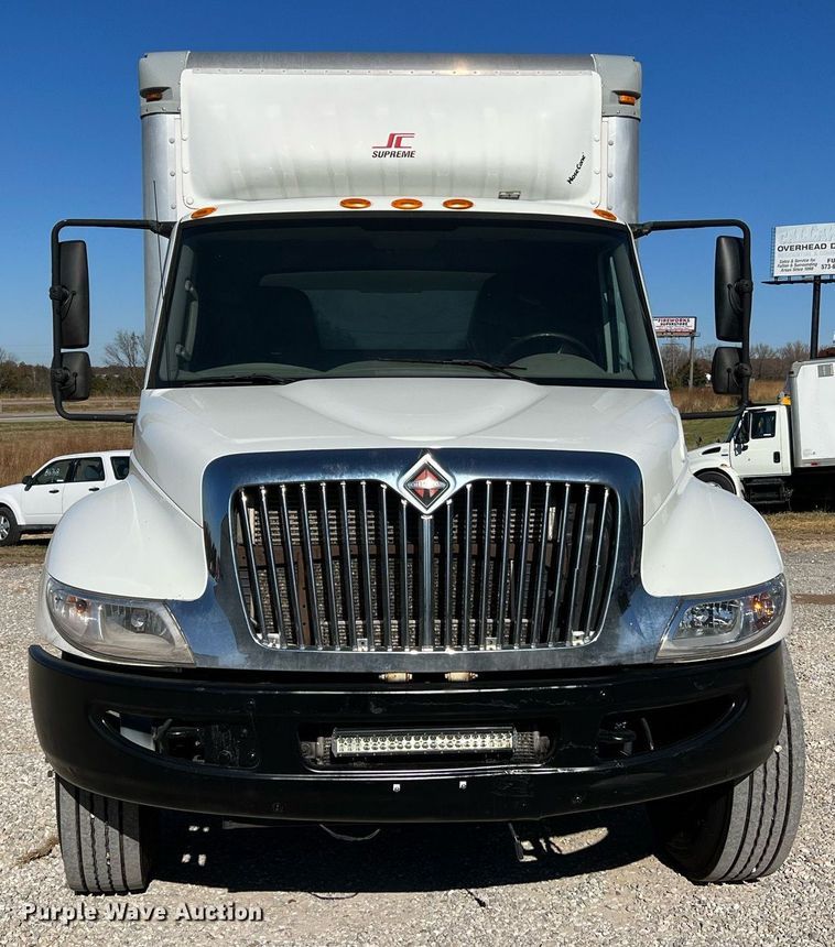 image for item NM9022 2015 International Durastar 4300 box truck