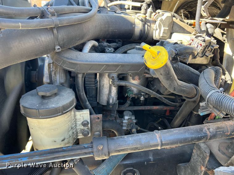 image for item NM9022 2015 International Durastar 4300 box truck