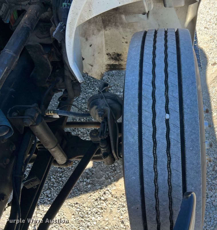 image for item NM9022 2015 International Durastar 4300 box truck