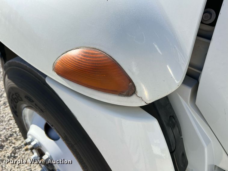 image for item NM9022 2015 International Durastar 4300 box truck