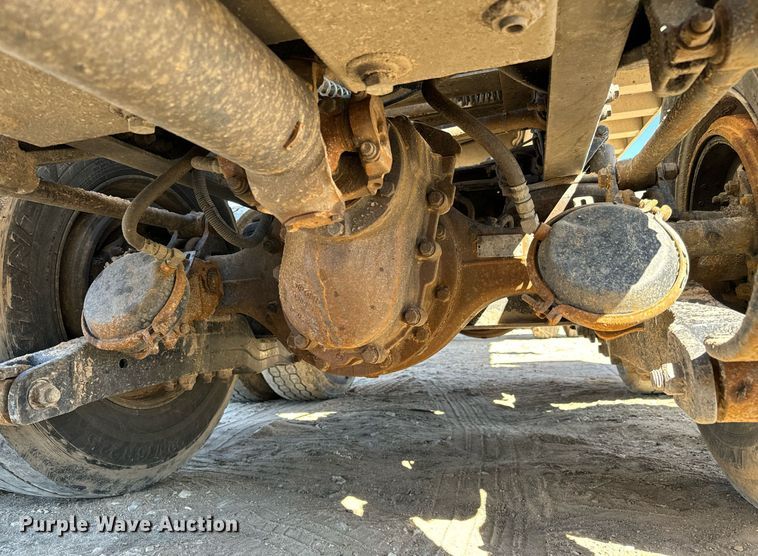 image for item NU9420 2003 Kenworth  W900 semi truck