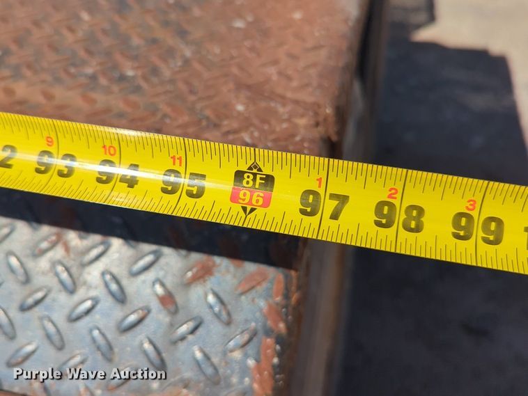 image for item NZ9432 2003 Mack CV713 winch truck