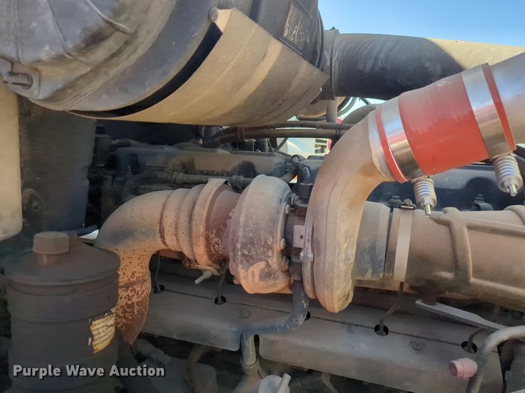 image for item NZ9432 2003 Mack CV713 winch truck