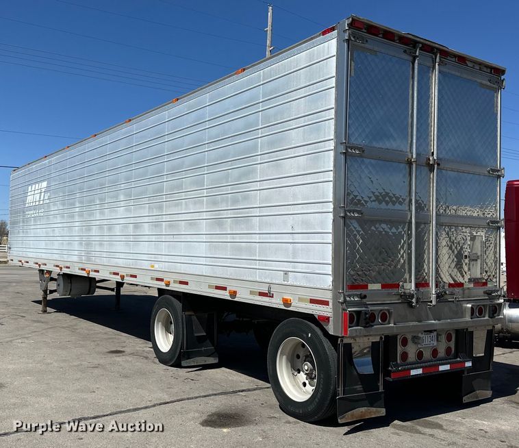 image for item OE9038 1999 Utility refrigerated van trailer