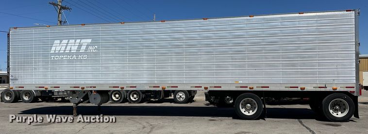 image for item OE9038 1999 Utility refrigerated van trailer