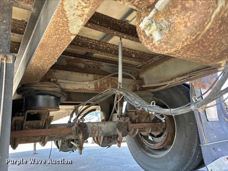 image for item OE9038 1999 Utility refrigerated van trailer