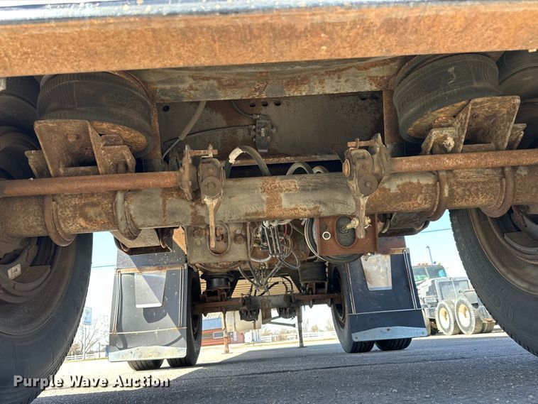 image for item OE9038 1999 Utility refrigerated van trailer