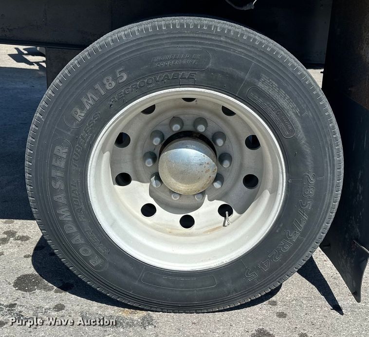 image for item OE9038 1999 Utility refrigerated van trailer